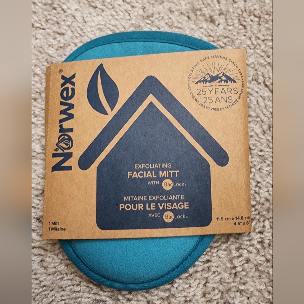 Norwex Exfoliating Facial Mitt